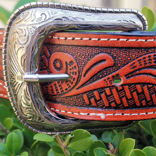 Cinto vaquero de pelo color chedrón